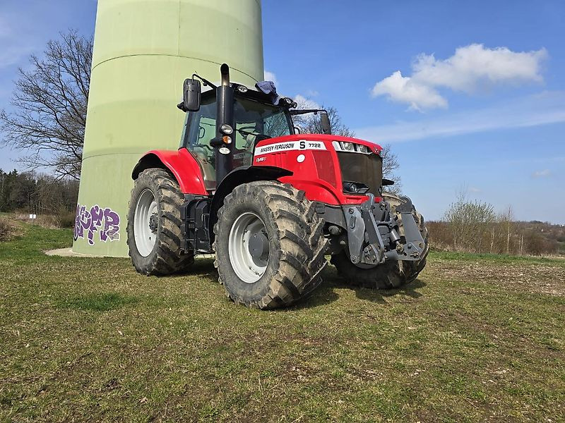Massey Ferguson MF 7722 S Dyna-6 - Tractor: foto 3 Massey Ferguson MF 7722 S Dyna-6 - Tractor: foto 3
