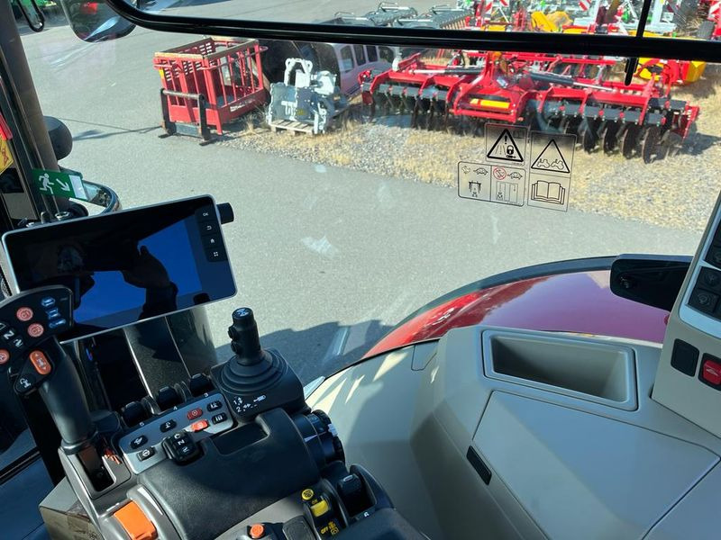 Tractor Massey Ferguson MF 8740 S Dyna-VT EXCLUSIVE: foto 6