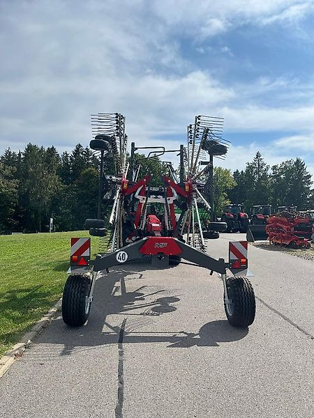 Massey Ferguson MF RK 762 TRC GEN 2 - Henificadora: foto 3 Massey Ferguson MF RK 762 TRC GEN 2 - Henificadora: foto 3