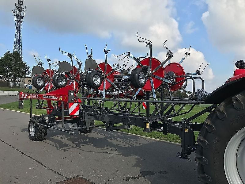 Massey Ferguson MF TD 1310 X TRC / Lotus 1250 Profi - Henificadora: foto 4 Massey Ferguson MF TD 1310 X TRC / Lotus 1250 Profi - Henificadora: foto 4