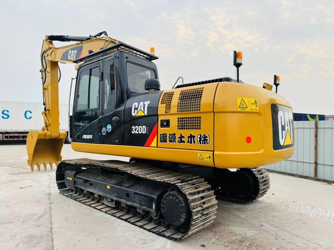 Caterpillar 320D CAT 320D2 320CL 320C 320GC 320GX 20 Ton Hydraulic Crawler Excavator in Good Quality and Ready to Ship - Excavadora de cadenas: foto 3 Caterpillar 320D CAT 320D2 320CL 320C 320GC 320GX 20 Ton Hydraulic Crawler Excavator in Good Quality and Ready to Ship - Excavadora de cadenas: foto 3