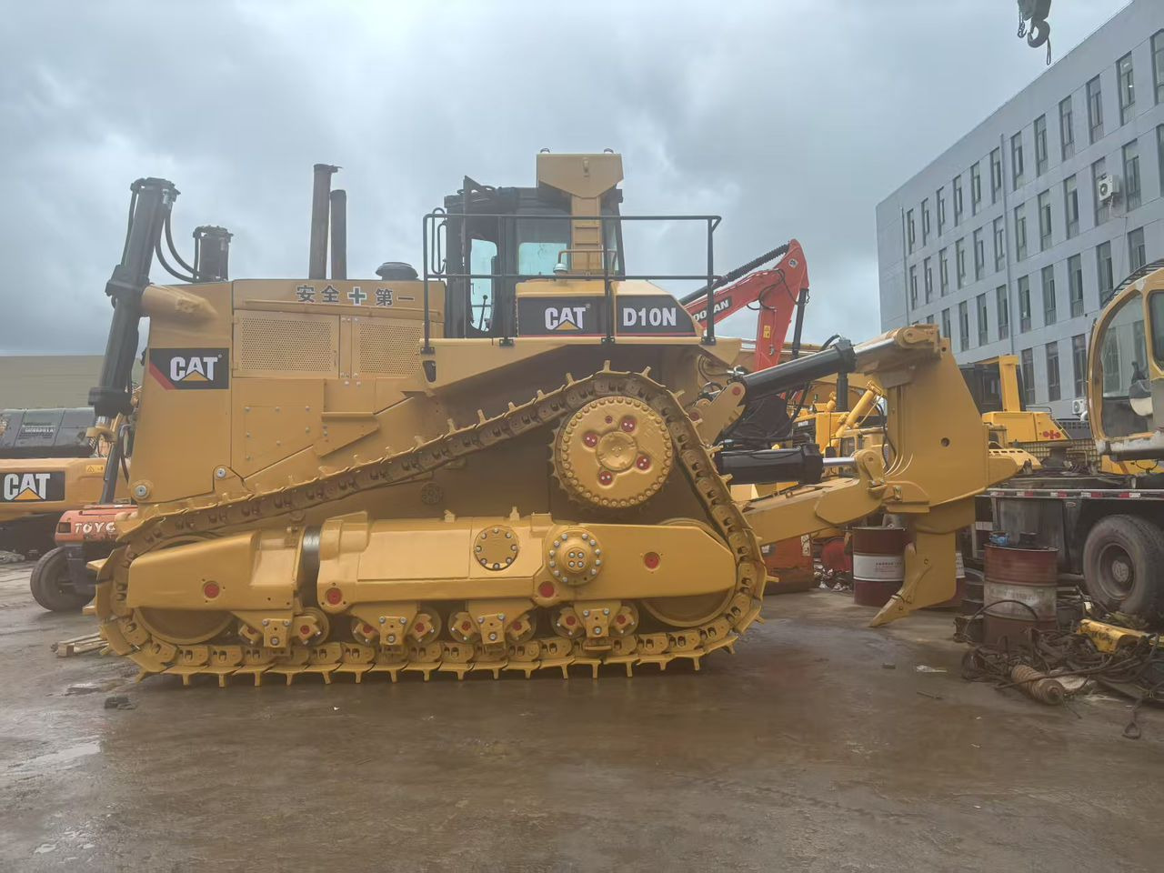 Caterpillar CAT Used Crawler Bulldozer Tractor D10N D9R D8R D8T D7R D7G D6G Dozer for Sale - Bulldozer: foto 1 Caterpillar CAT Used Crawler Bulldozer Tractor D10N D9R D8R D8T D7R D7G D6G Dozer for Sale - Bulldozer: foto 1