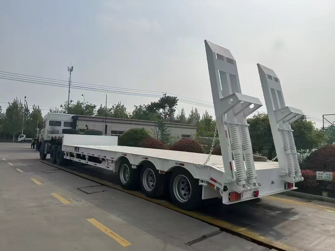 Leasing para ZHICHENG Semi Flat Bed Low Bed in length 8M, 10M, 12M, 14M,16M ZHICHENG Semi Flat Bed Low Bed in length 8M, 10M, 12M, 14M,16M: foto 17 Leasing para ZHICHENG Semi Flat Bed Low Bed in length 8M, 10M, 12M, 14M,16M ZHICHENG Semi Flat Bed Low Bed in length 8M, 10M, 12M, 14M,16M: foto 17