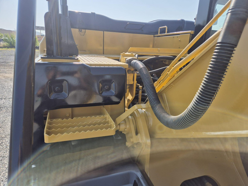 Excavadora de cadenas Caterpillar 323ELN: foto 16