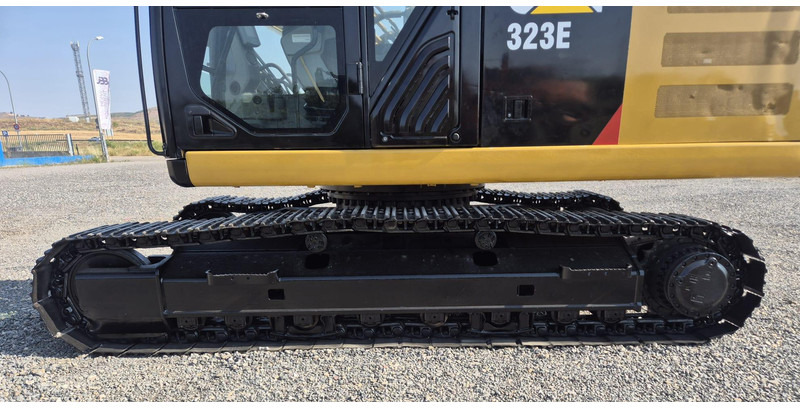 Excavadora de cadenas Caterpillar 323ELN: foto 11