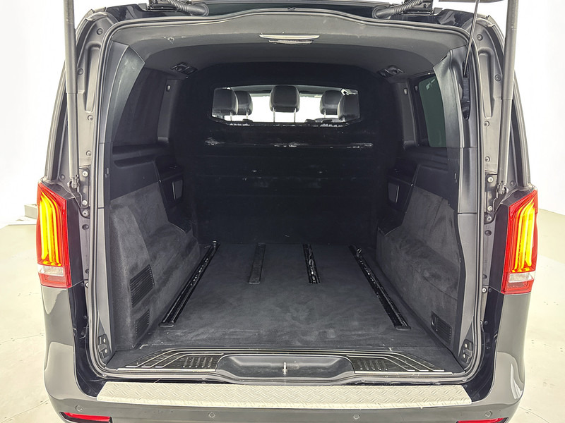 Furgoneta pequeña, Furgoneta combi Mercedes-Benz V-Klasse 250d Extra Lang DC Leder Dubbele cabine Elektrische schuifdeuren 19" inch AMG Camera: foto 17