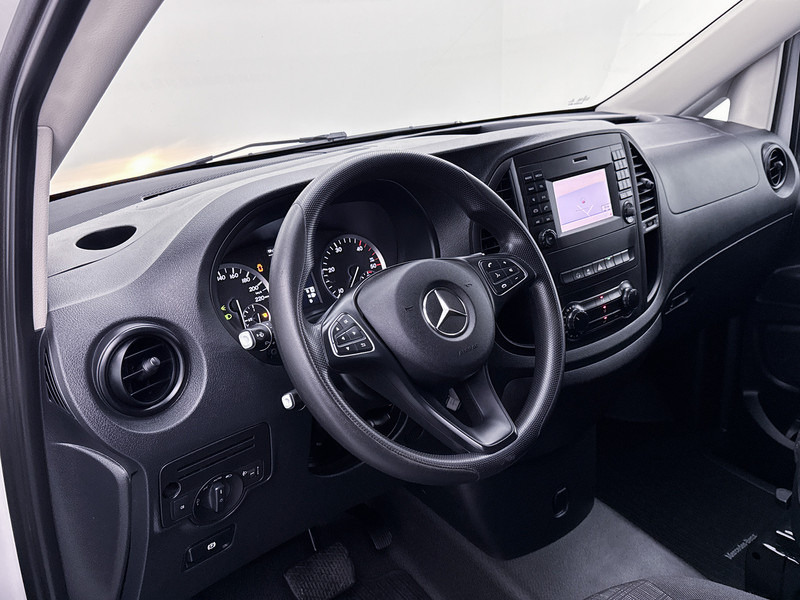 Mercedes-Benz Vito 114 CDI Lang Navigatie Achteruitrijcamera Betimmering Cruise Control - Furgoneta pequeña: foto 5 Mercedes-Benz Vito 114 CDI Lang Navigatie Achteruitrijcamera Betimmering Cruise Control - Furgoneta pequeña: foto 5