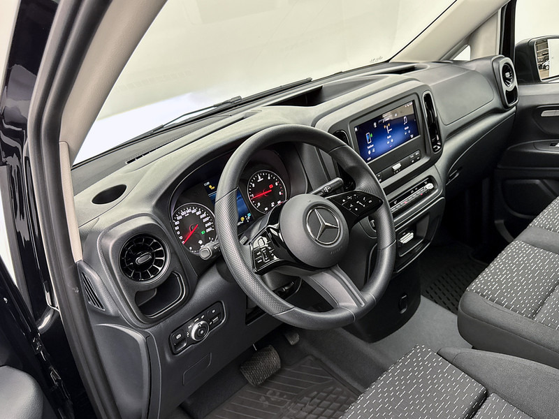 Mercedes-Benz Vito 116 CDI L2 Pro Trekhaak 2.5t Achteruitrijcamera Betimmering Cruise Control - Furgón: foto 4 Mercedes-Benz Vito 116 CDI L2 Pro Trekhaak 2.5t Achteruitrijcamera Betimmering Cruise Control - Furgón: foto 4