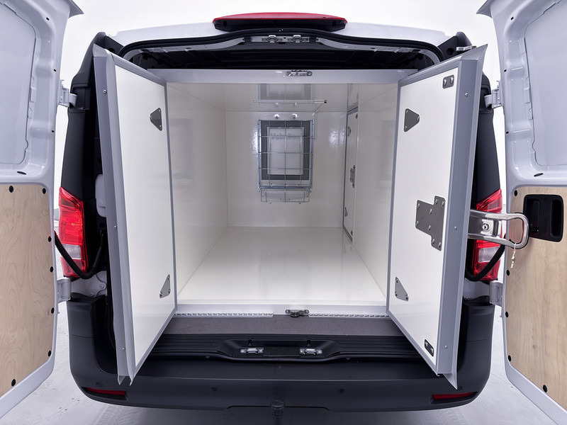 Mercedes-Benz Vito 116 CDI L2 Pro Vebabox koeling Trekhaak Multibeam LED Betimmering Achteruitrijcamera met Parkeersensoren - Furgón: foto 4 Mercedes-Benz Vito 116 CDI L2 Pro Vebabox koeling Trekhaak Multibeam LED Betimmering Achteruitrijcamera met Parkeersensoren - Furgón: foto 4