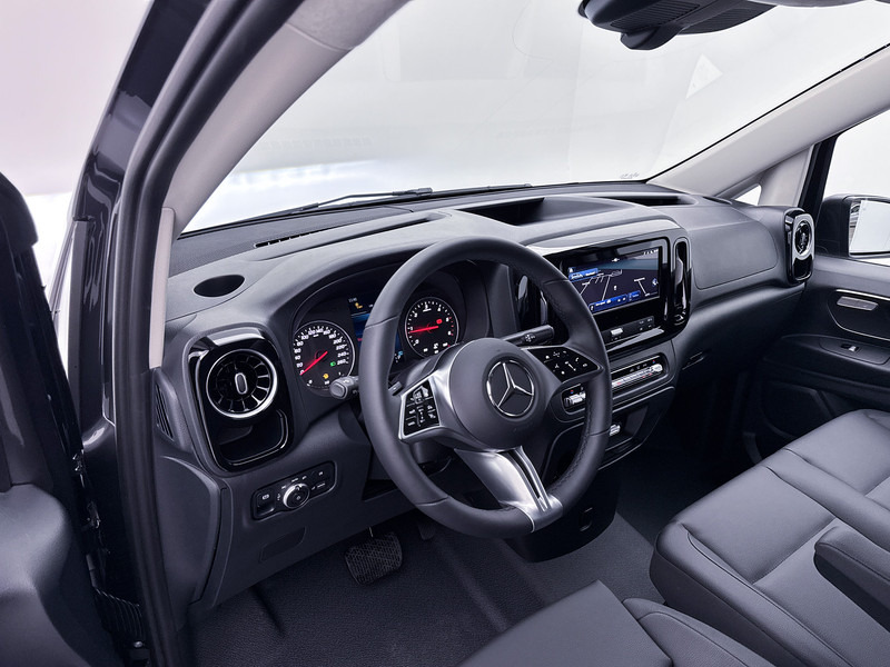 Mercedes-Benz Vito 116 CDI L2 Select 360° Camera Distronic Adaptieve Cruise Control Navigatie Multibeam LED Trekhaak Betimmering - Furgón: foto 5 Mercedes-Benz Vito 116 CDI L2 Select 360° Camera Distronic Adaptieve Cruise Control Navigatie Multibeam LED Trekhaak Betimmering - Furgón: foto 5