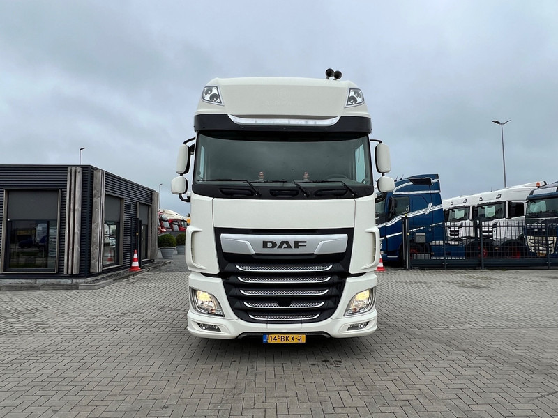 DAF XF 450 SSC 6x2 BDF - Camión chasis: foto 2 DAF XF 450 SSC 6x2 BDF - Camión chasis: foto 2