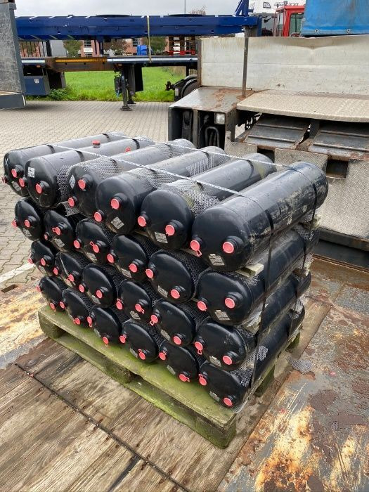 Butelii aer cap tractor / trailer/ semiremorca/ camion noi dezme truck - Suspensión neumática para Camión: foto 1 Butelii aer cap tractor / trailer/ semiremorca/ camion noi dezme truck - Suspensión neumática para Camión: foto 1