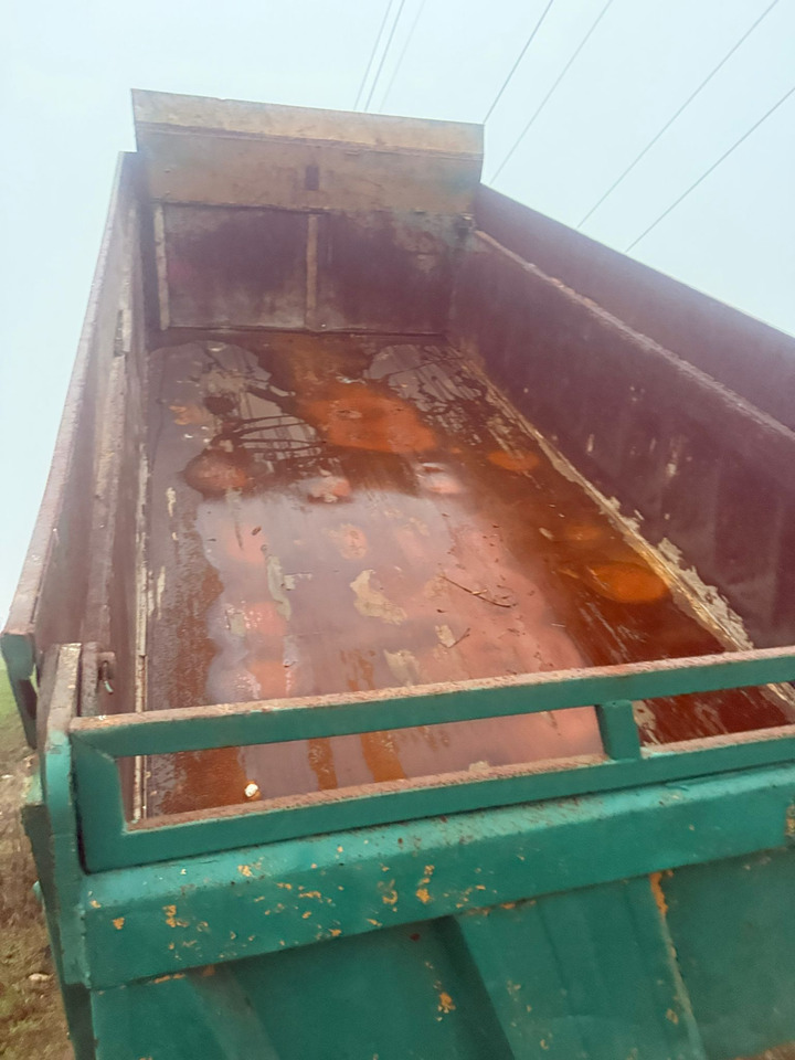 Camión MAN 26 414 6x4 KIPPER L2000 Euro3 Manual Injection Pomp: foto 12 Camión MAN 26 414 6x4 KIPPER L2000 Euro3 Manual Injection Pomp: foto 12