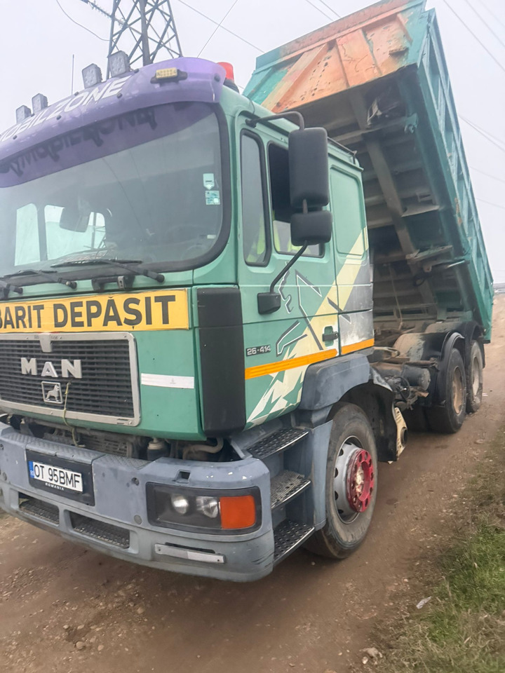 Camión MAN 26 414 6x4 KIPPER L2000 Euro3 Manual Injection Pomp: foto 8 Camión MAN 26 414 6x4 KIPPER L2000 Euro3 Manual Injection Pomp: foto 8