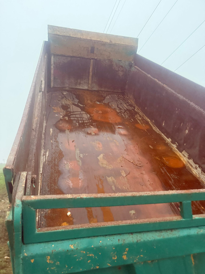 Camión MAN 26 414 6x4 KIPPER L2000 Euro3 Manual Injection Pomp: foto 7 Camión MAN 26 414 6x4 KIPPER L2000 Euro3 Manual Injection Pomp: foto 7