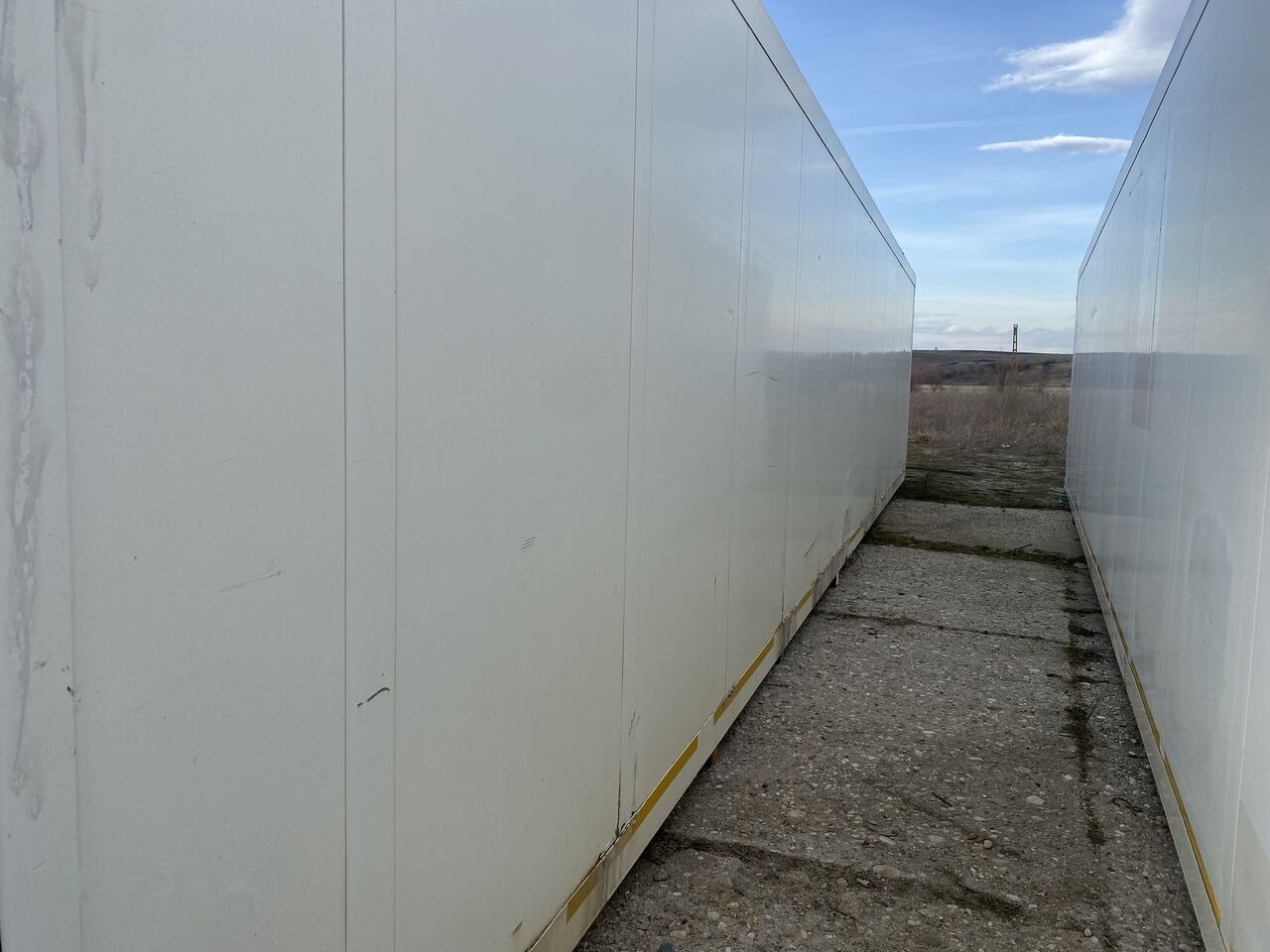 Carrier SCHMITZ CONTAINERE 13 m lungime IZOTERME din DEZMEMBRARI DE VANZ - Carrocería-frigorifico: foto 5 Carrier SCHMITZ CONTAINERE 13 m lungime IZOTERME din DEZMEMBRARI DE VANZ - Carrocería-frigorifico: foto 5