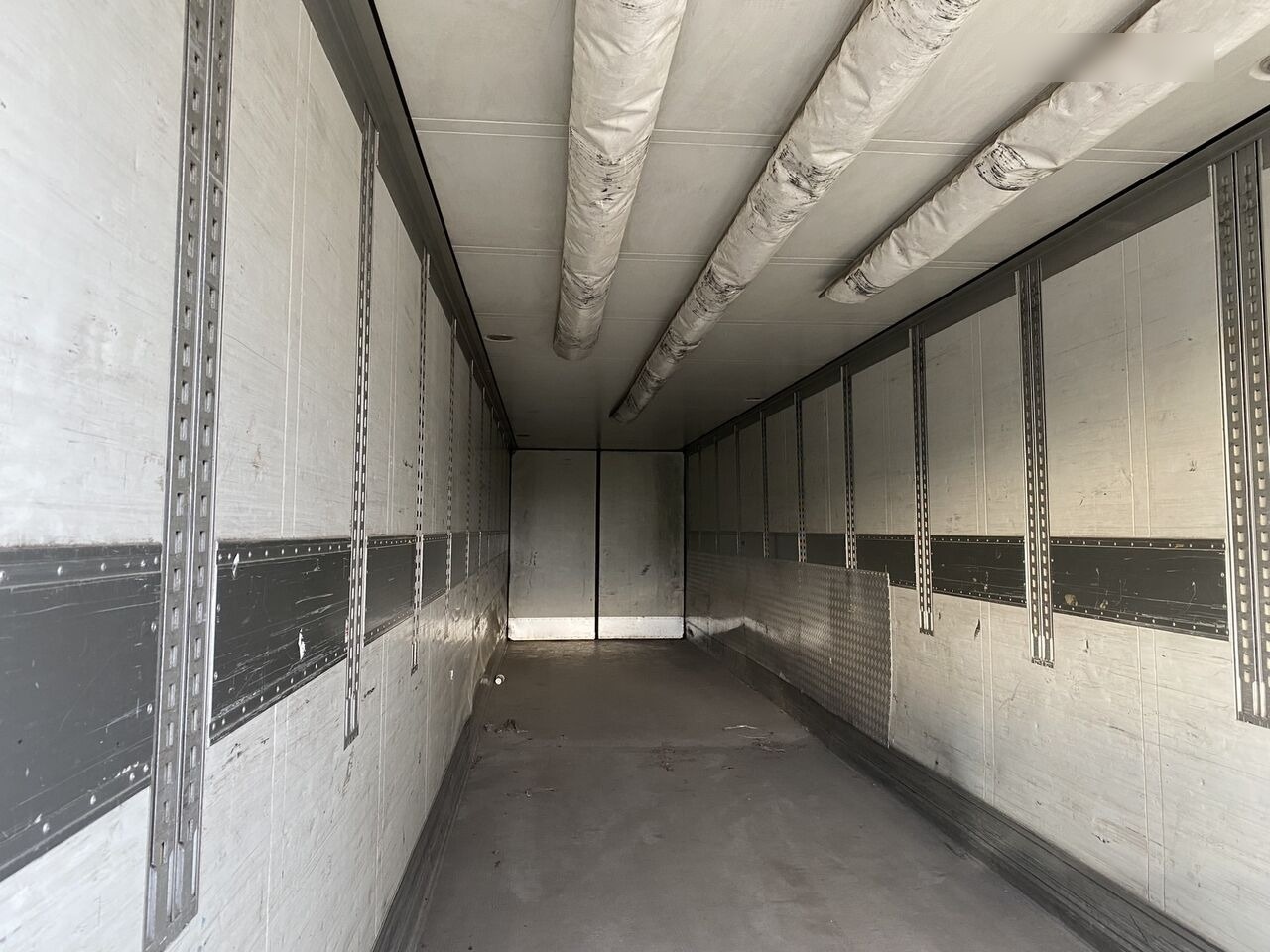 Carrier SCHMITZ CONTAINERE 13 m lungime IZOTERME din DEZMEMBRARI DE VANZ - Carrocería-frigorifico: foto 4 Carrier SCHMITZ CONTAINERE 13 m lungime IZOTERME din DEZMEMBRARI DE VANZ - Carrocería-frigorifico: foto 4