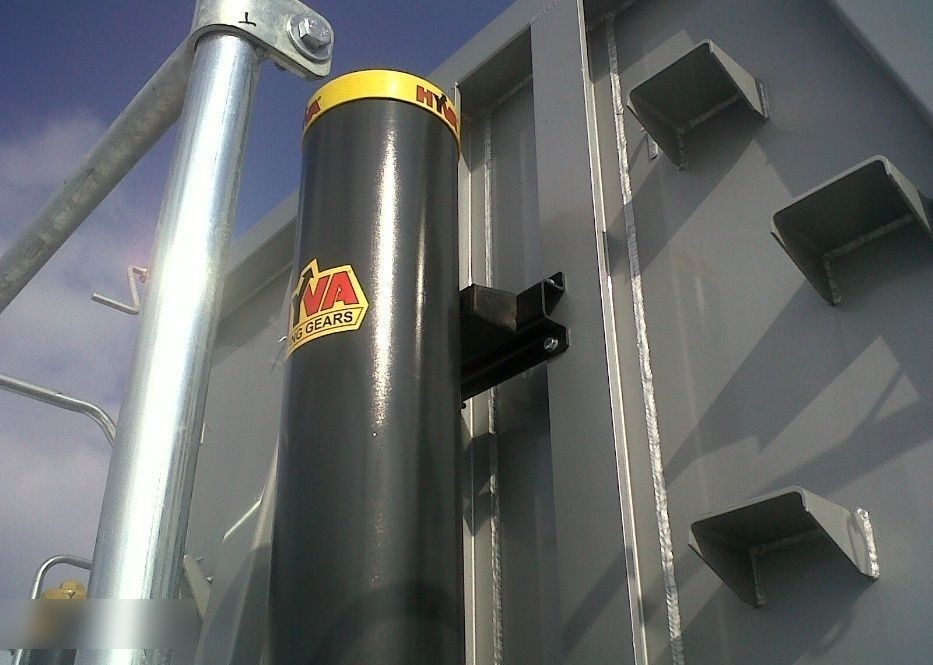 Cilindrii basculare semiremorca bascula din dezmembrari - Cilindro hidráulico para Camión: foto 1 Cilindrii basculare semiremorca bascula din dezmembrari - Cilindro hidráulico para Camión: foto 1