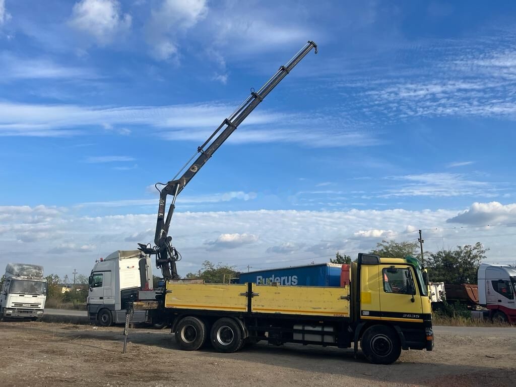 Mercedes-Benz Actros MP1 - Camión caja abierta, Camión grúa: foto 3 Mercedes-Benz Actros MP1 - Camión caja abierta, Camión grúa: foto 3