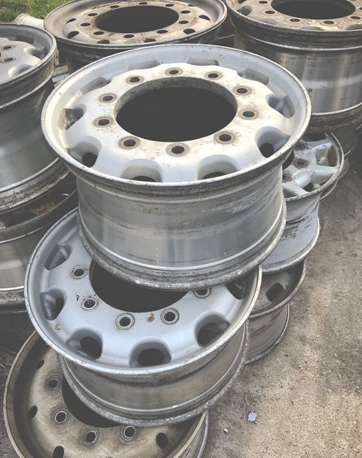 Mercedes-Benz Janta camion 22,5 fier SH - Llanta para Camión: foto 1 Mercedes-Benz Janta camion 22,5 fier SH - Llanta para Camión: foto 1