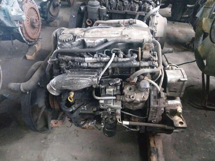 IVECO F4AE0481C IVECO EUROCARGO F4AE0481C truck - Motor para Camión: foto 1 IVECO F4AE0481C IVECO EUROCARGO F4AE0481C truck - Motor para Camión: foto 1
