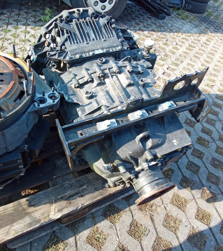 ZF TC-TRONIC 12 TC 2740 TO MAN truck - Caja de cambios para Camión: foto 5 ZF TC-TRONIC 12 TC 2740 TO MAN truck - Caja de cambios para Camión: foto 5