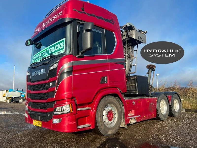 Scania R650 V8 NGS Special Interior. Crane on looks . 6x4 - Cabeza tractora: foto 1 Scania R650 V8 NGS Special Interior. Crane on looks . 6x4 - Cabeza tractora: foto 1