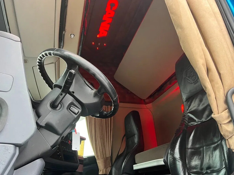Cabeza tractora Scania T520 V8 Speciel interior. Air / Air suspension. Opticruise / Retarder .PTO on Engine and gearbox. New Hydr. system.: foto 14