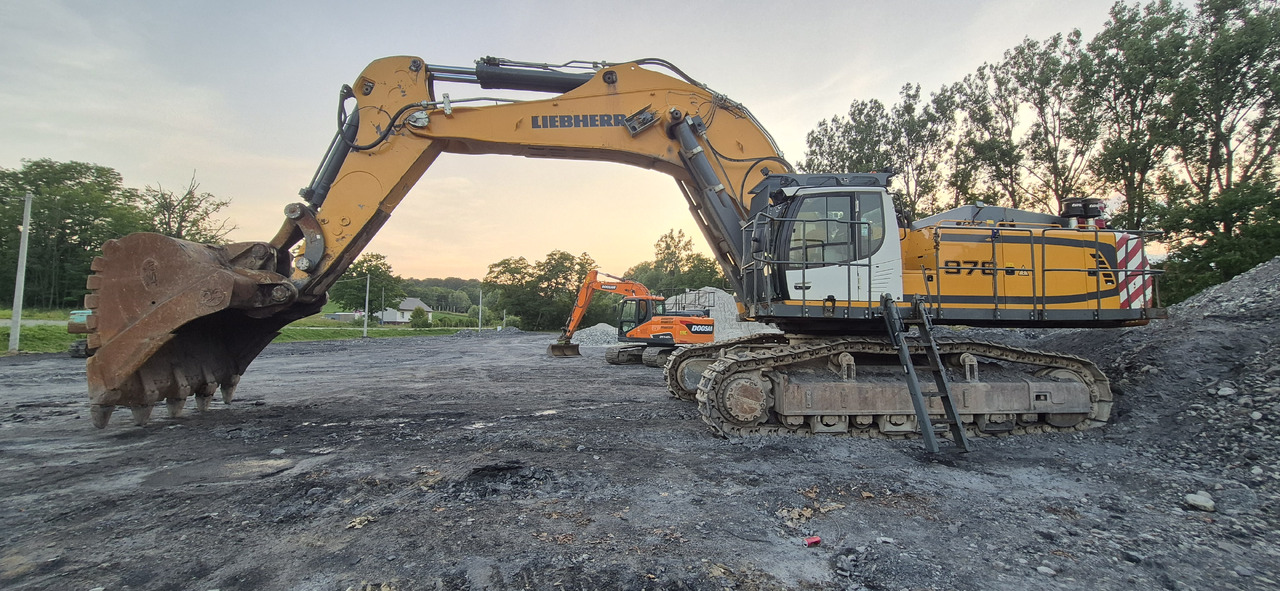 LIEBHERR R976 HD - Excavadora de cadenas: foto 2 LIEBHERR R976 HD - Excavadora de cadenas: foto 2