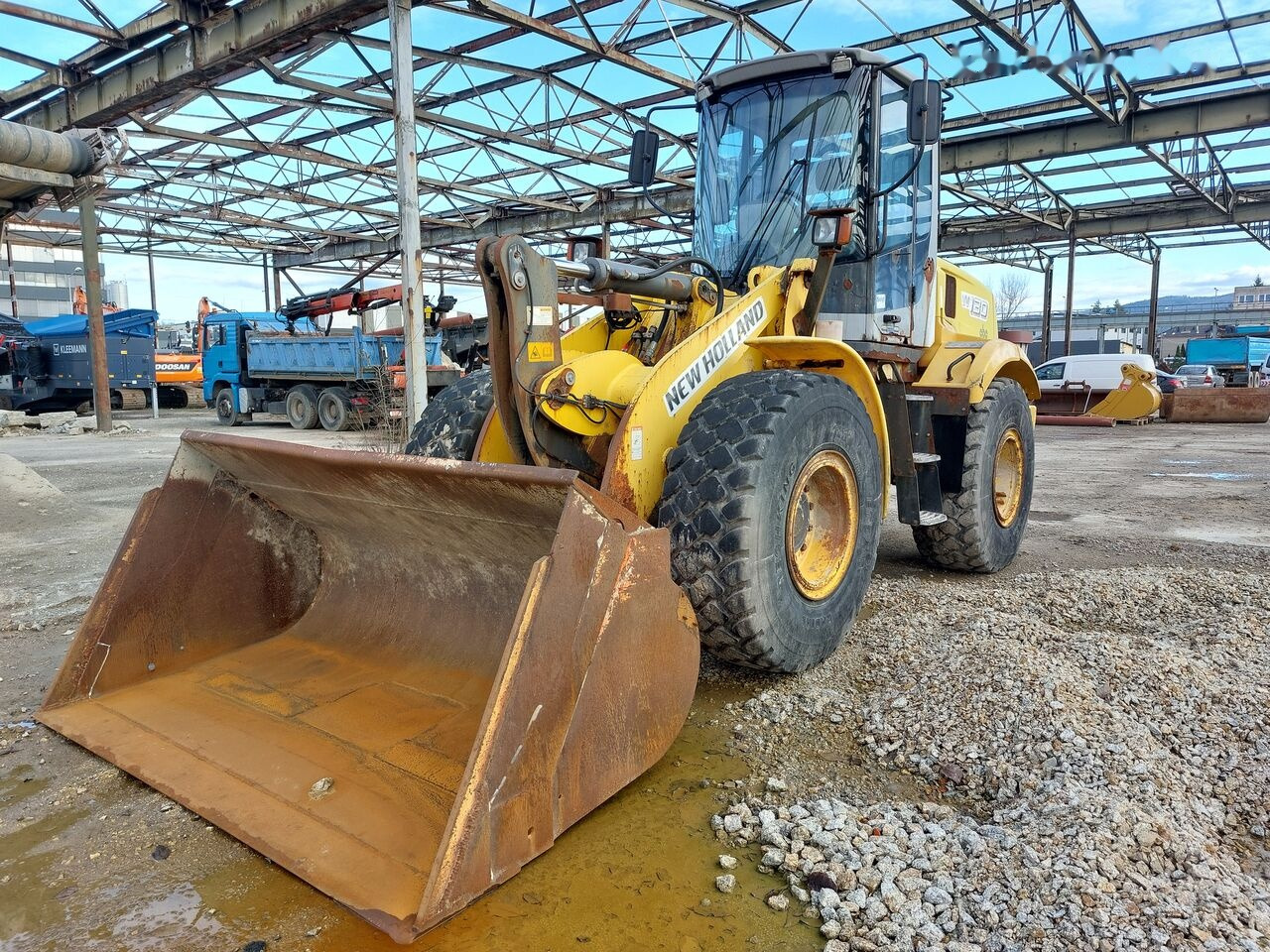 Cargadora de ruedas nuevo New Holland W130: foto 1