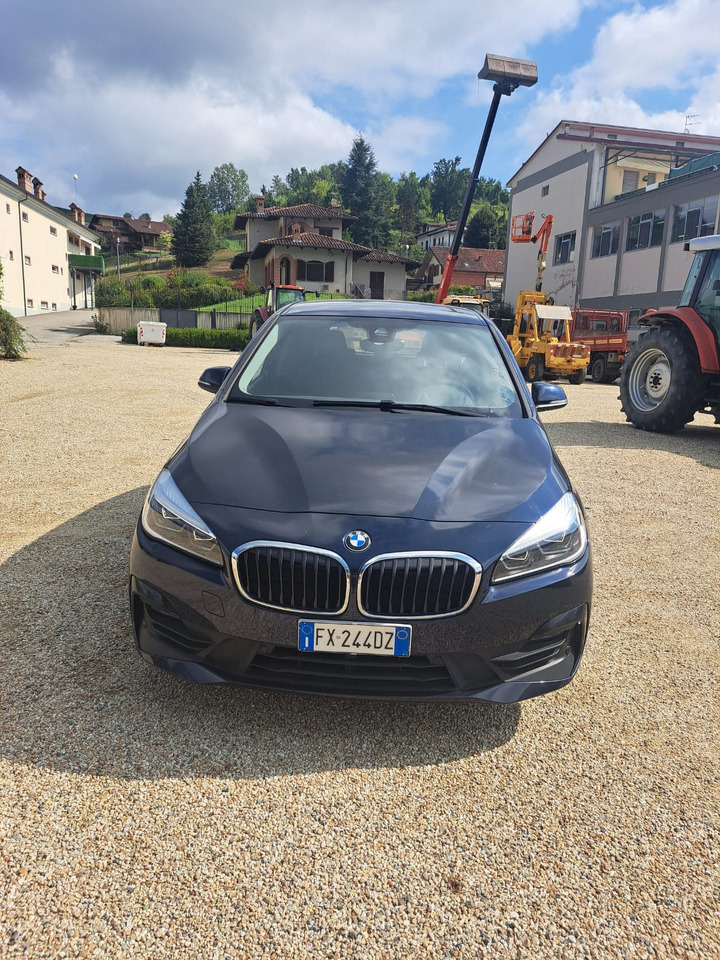 BMW 216 D ACTIVE TOURER - Sedan: foto 3 BMW 216 D ACTIVE TOURER - Sedan: foto 3