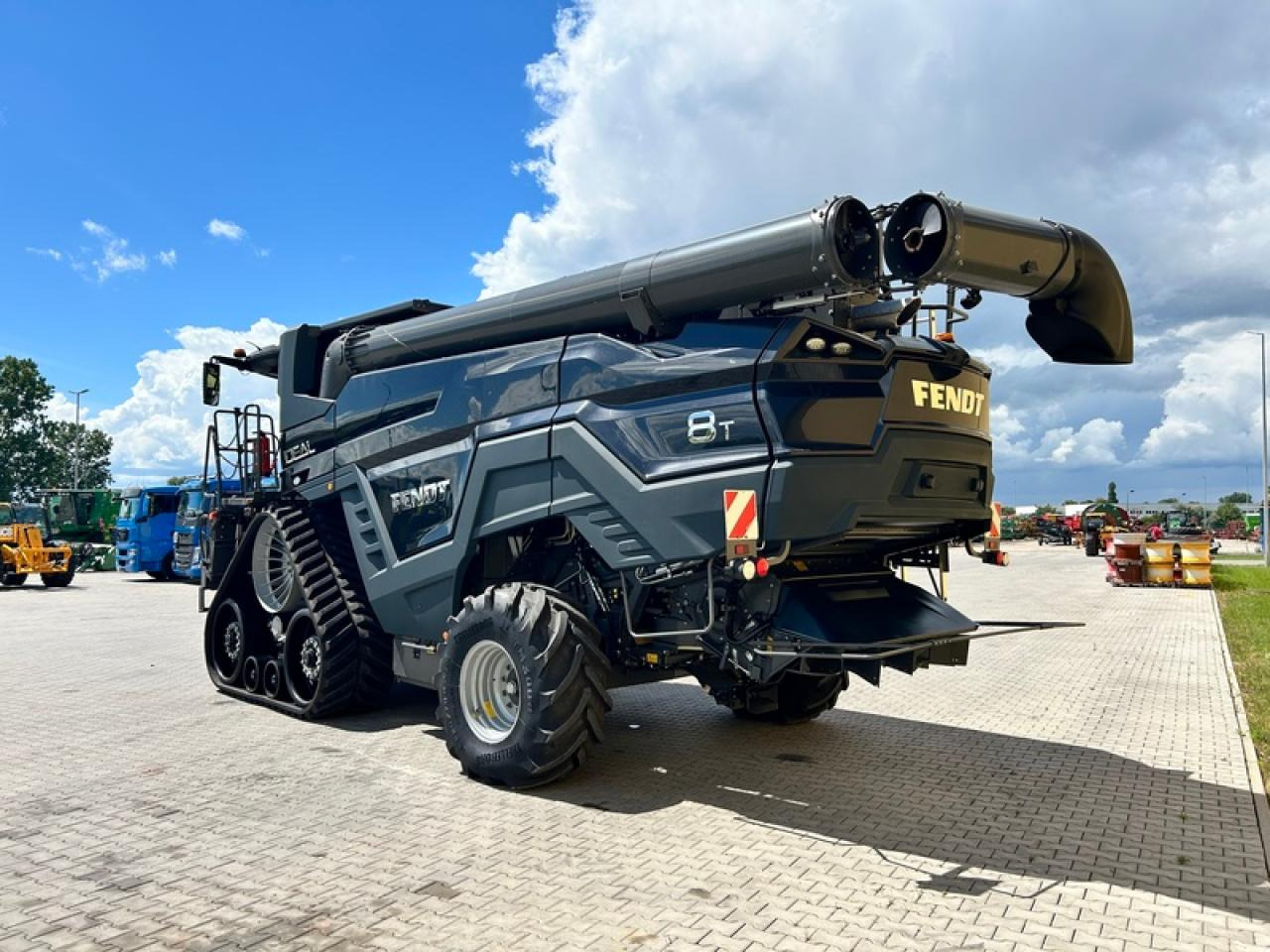 Fendt AKTIONIDEAL 8T NEUMASCHINE - Cosechadora de granos: foto 3 Fendt AKTIONIDEAL 8T NEUMASCHINE - Cosechadora de granos: foto 3