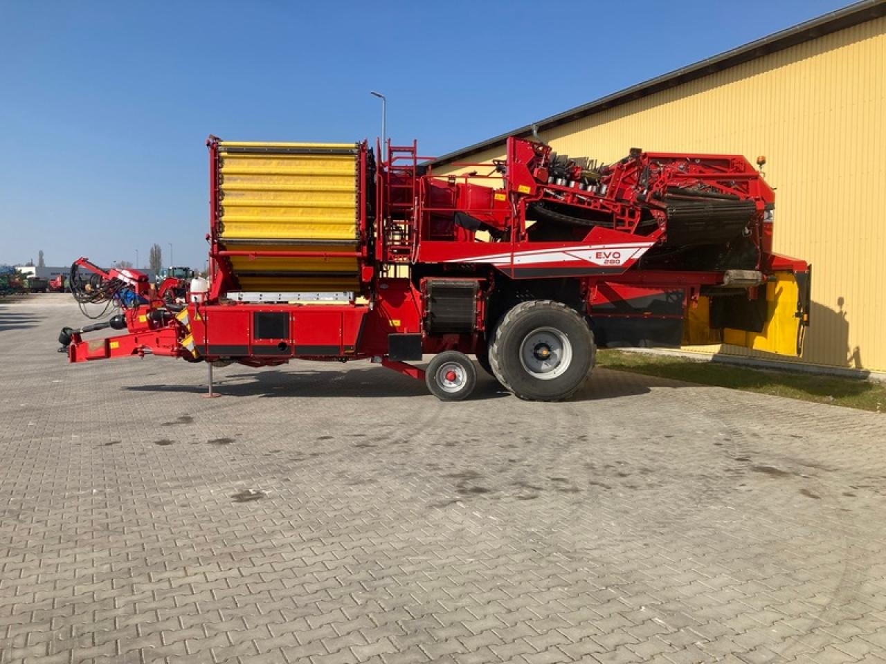 Grimme EVO 280 NONSTOP-BUNKER - Arrancadora de patatas: foto 2 Grimme EVO 280 NONSTOP-BUNKER - Arrancadora de patatas: foto 2