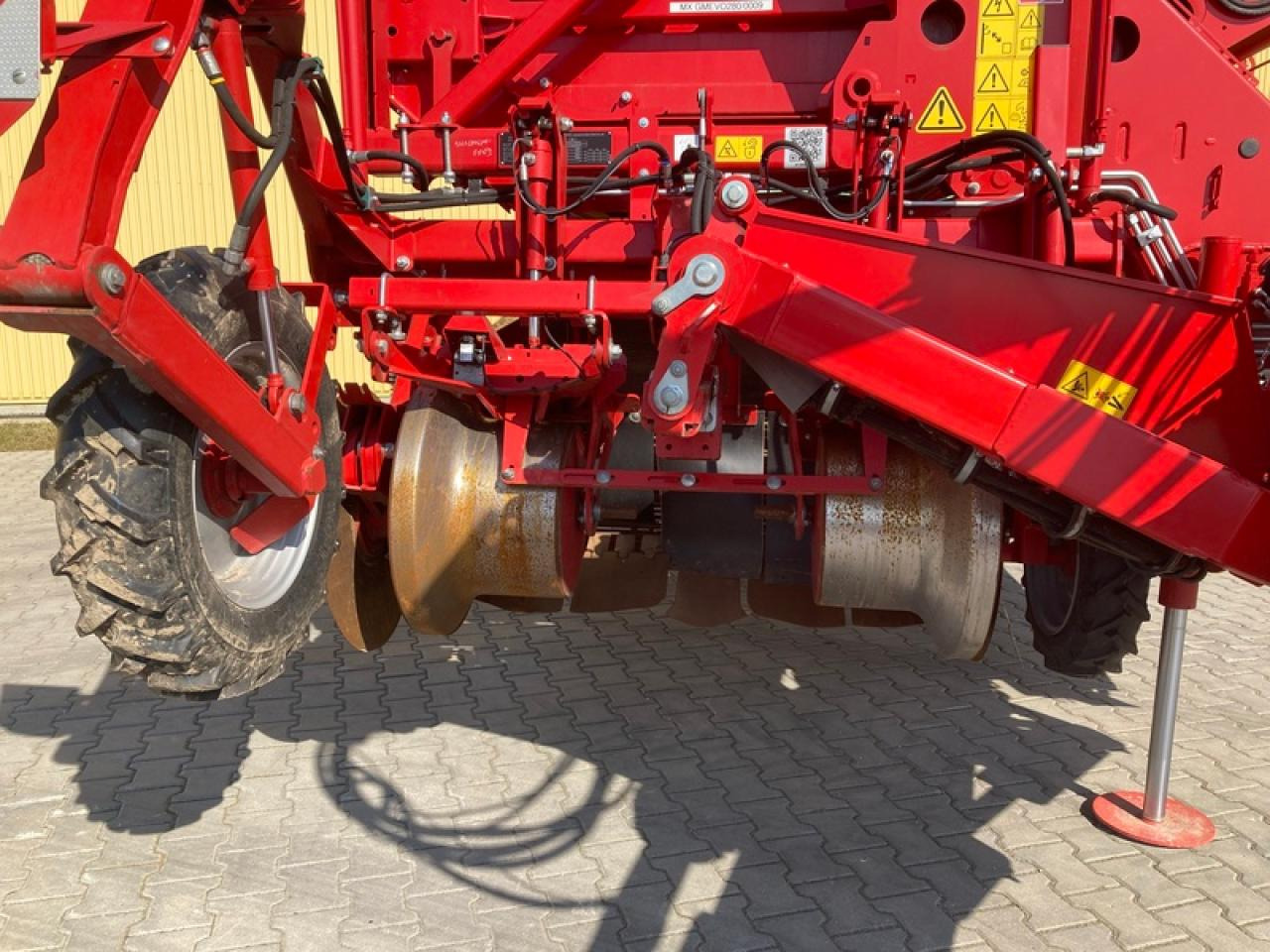 Grimme EVO 280 NONSTOP-BUNKER - Arrancadora de patatas: foto 4 Grimme EVO 280 NONSTOP-BUNKER - Arrancadora de patatas: foto 4