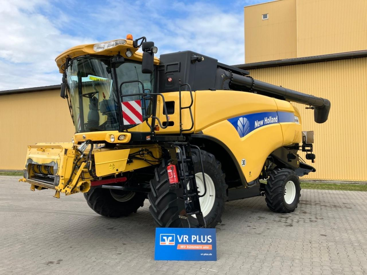 New Holland CX 8080 - Cosechadora de granos: foto 1 New Holland CX 8080 - Cosechadora de granos: foto 1