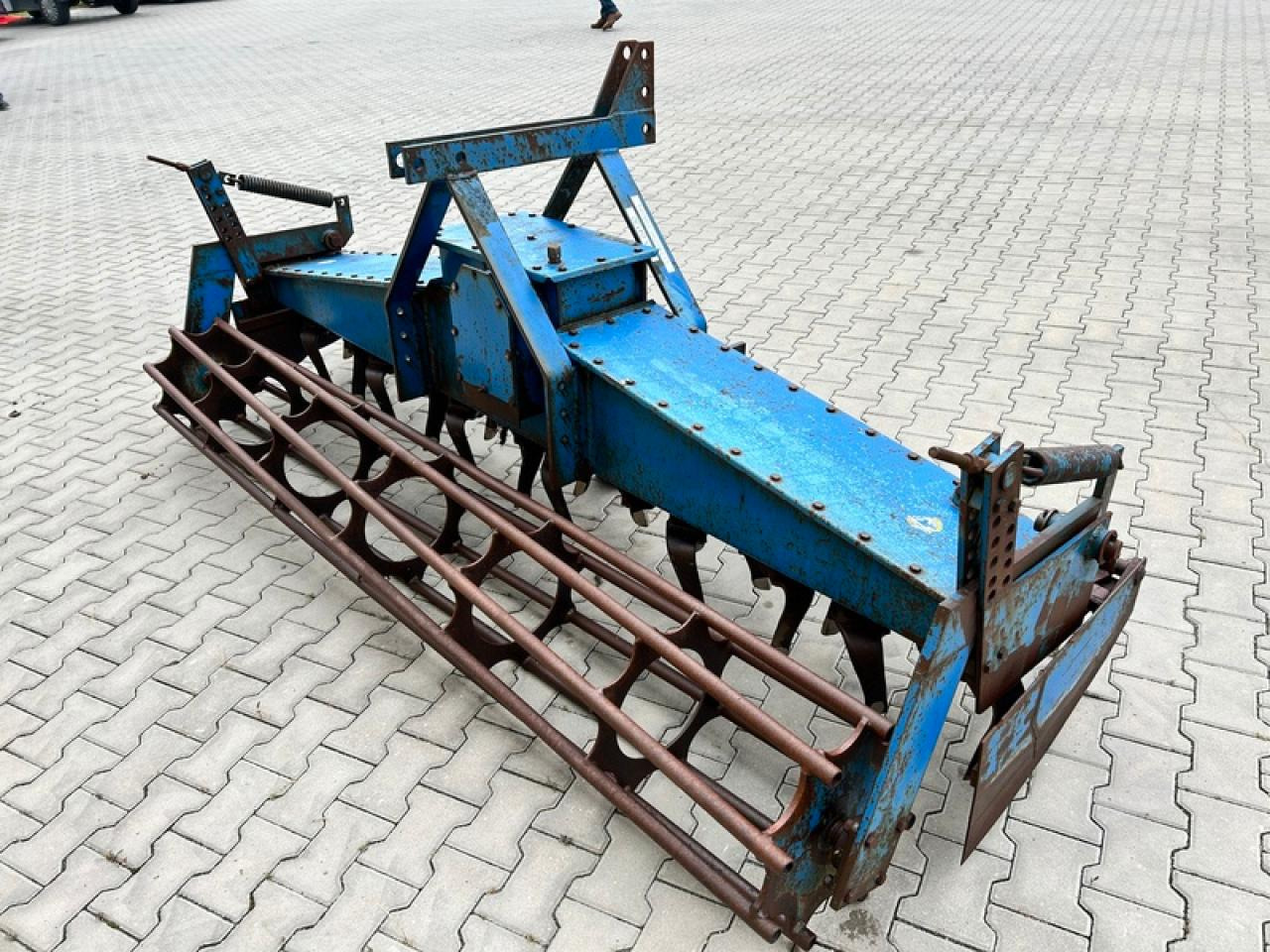 Rabe RKE 300 MIT ROHRSTABWALZE - Grada rotativa: foto 5 Rabe RKE 300 MIT ROHRSTABWALZE - Grada rotativa: foto 5