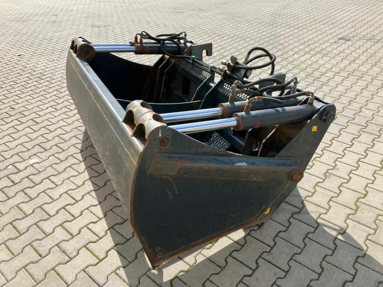 Saphir SSZ199 - Cazo: foto 3 Saphir SSZ199 - Cazo: foto 3