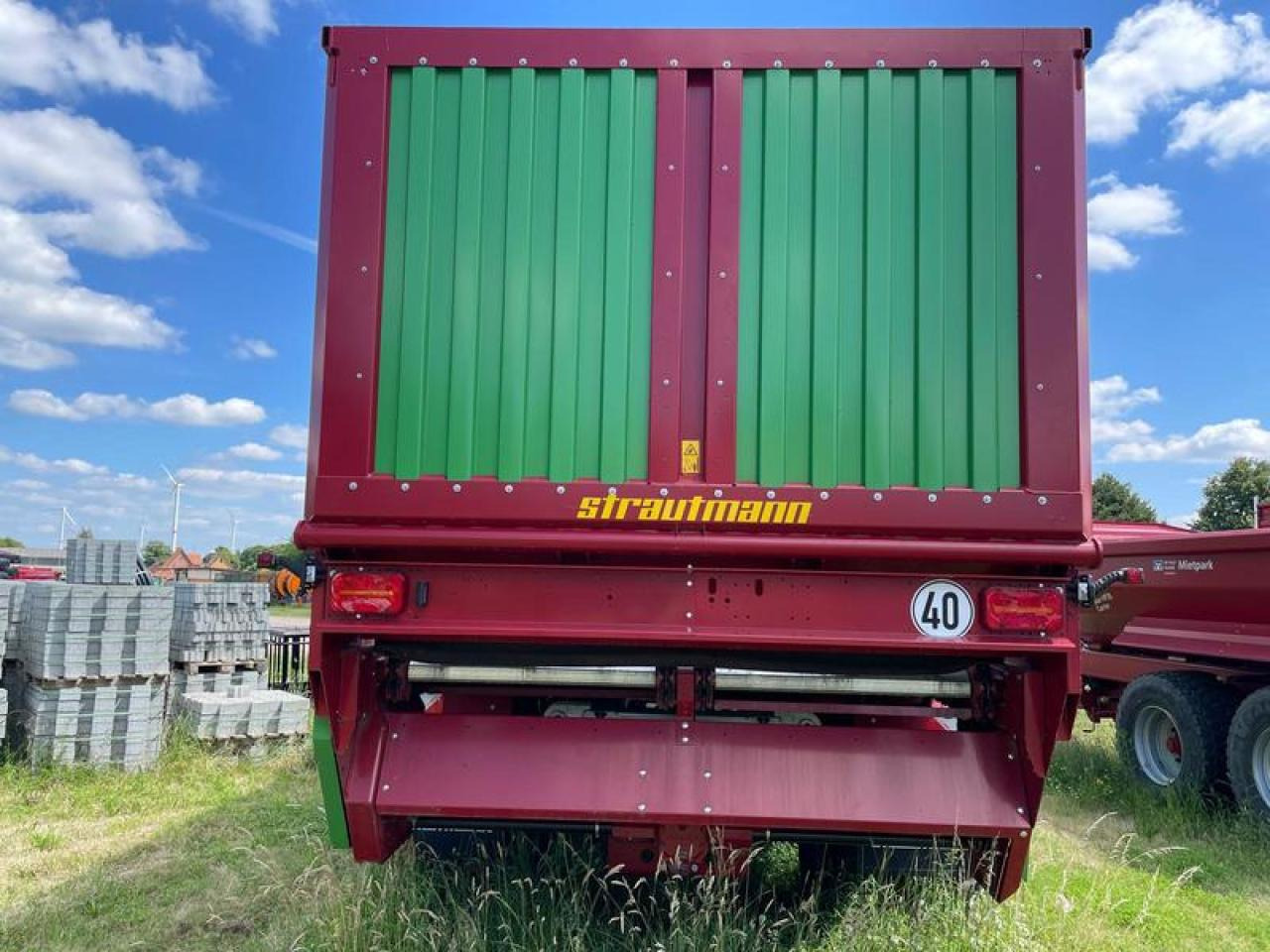 Strautmann GIGA 540 DO - Remolque volquete agrícola: foto 4 Strautmann GIGA 540 DO - Remolque volquete agrícola: foto 4