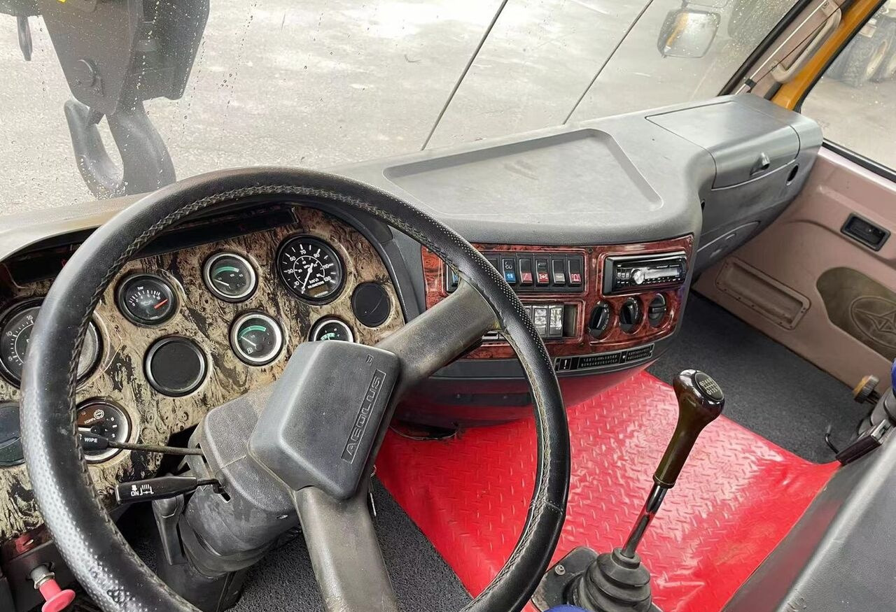 XCMG - Autogrúa: foto 5 XCMG - Autogrúa: foto 5