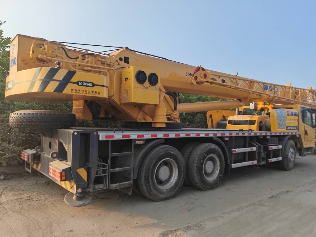 XCMG XCT25 XCT35 25T 25ton 35T 35ton 50 60 70 80 - Autogrúa: foto 2 XCMG XCT25 XCT35 25T 25ton 35T 35ton 50 60 70 80 - Autogrúa: foto 2