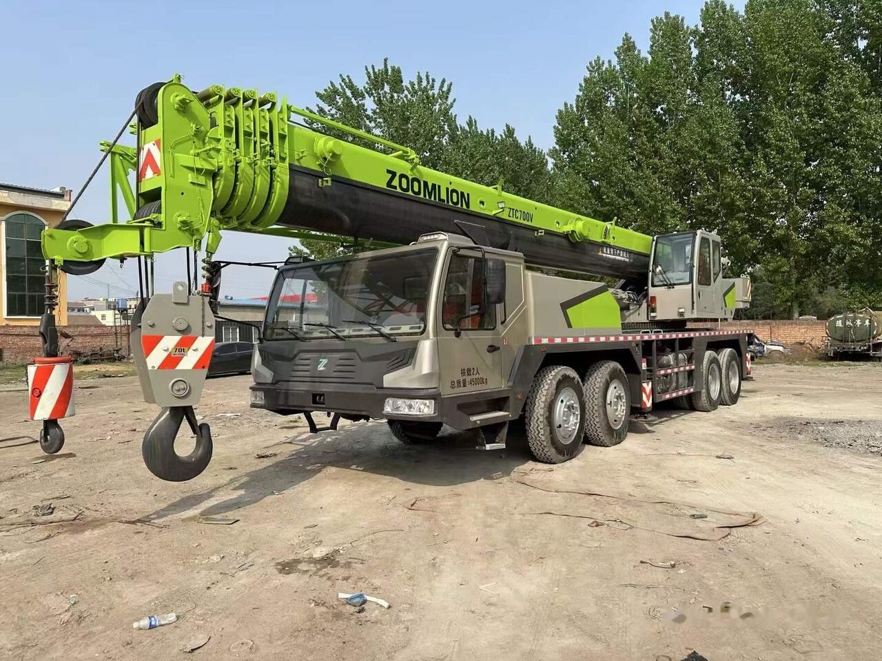 Zoomlion Chinese brand used Zoomlion ZTC500V ZTC700V ZTC900V 50 ton 70 to - Autogrúa: foto 1 Zoomlion Chinese brand used Zoomlion ZTC500V ZTC700V ZTC900V 50 ton 70 to - Autogrúa: foto 1