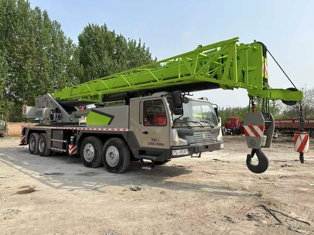 Zoomlion Chinese brand used Zoomlion ZTC500V ZTC700V ZTC900V 50 ton 70 to - Autogrúa: foto 2 Zoomlion Chinese brand used Zoomlion ZTC500V ZTC700V ZTC900V 50 ton 70 to - Autogrúa: foto 2
