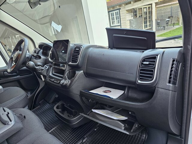 Furgoneta caja abierta, Furgoneta combi nuevo FIAT Ducato 140 DOKA Pritsche 2,9 Navi 10' v.Cockpit: foto 19