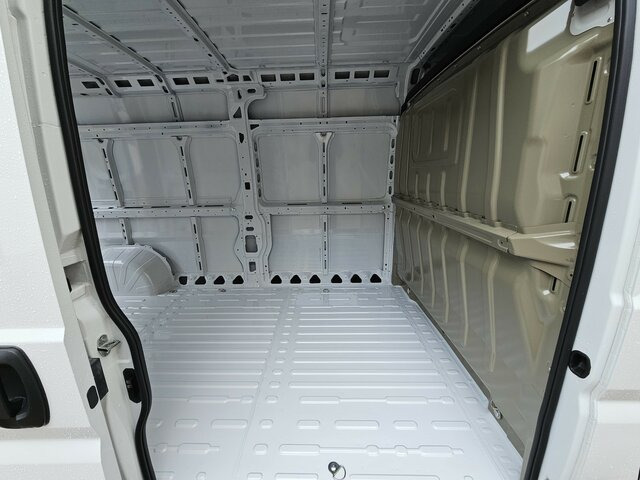 Furgón FIAT Ducato 35 L3H2 180PS 13m³ Voll-LED 260° CarPlay...: foto 31 Furgón FIAT Ducato 35 L3H2 180PS 13m³ Voll-LED 260° CarPlay...: foto 31