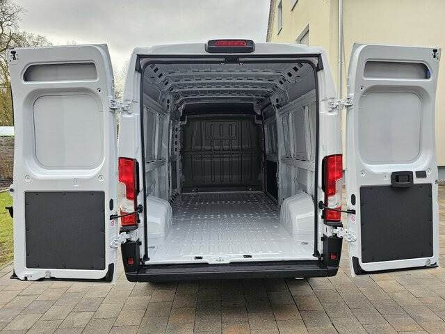 Furgón FIAT Ducato 35 L3H2 180PS 13m³ Voll-LED 260° CarPlay...: foto 27 Furgón FIAT Ducato 35 L3H2 180PS 13m³ Voll-LED 260° CarPlay...: foto 27