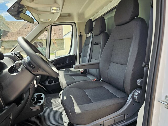 FIAT Ducato 35 MAXI 180 Pritsche Plane LBW BÄR AHK - Furgoneta con lona: foto 2 FIAT Ducato 35 MAXI 180 Pritsche Plane LBW BÄR AHK - Furgoneta con lona: foto 2