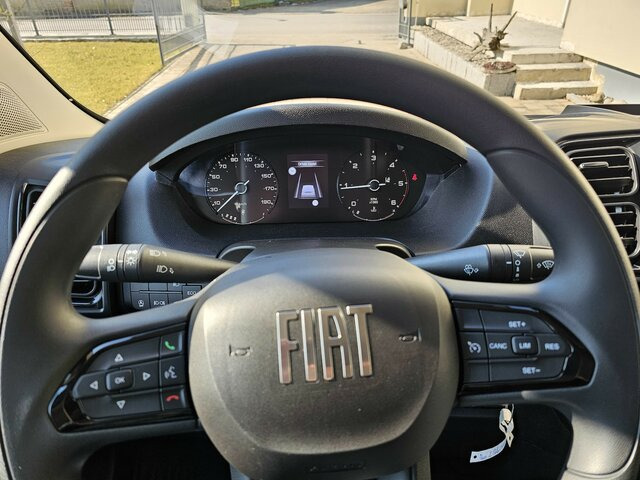 FIAT Ducato MAXI 140 Serie10-9.2 2025 L5 DOKA 3,3 M. - Furgoneta caja abierta, Furgoneta combi: foto 3 FIAT Ducato MAXI 140 Serie10-9.2 2025 L5 DOKA 3,3 M. - Furgoneta caja abierta, Furgoneta combi: foto 3