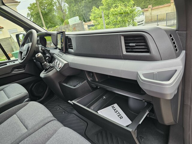 Furgón RENAULT Master L2H2 170 Neues Modell 10'' Navi Kamera: foto 22