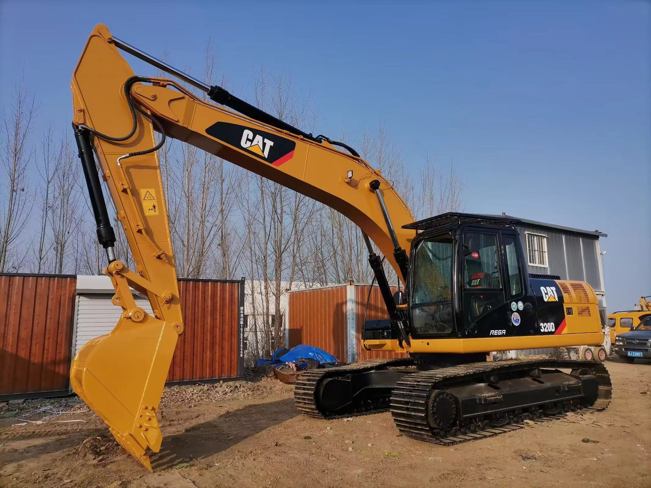 CAT 320DL Excavator - Excavadora de cadenas: foto 1 CAT 320DL Excavator - Excavadora de cadenas: foto 1
