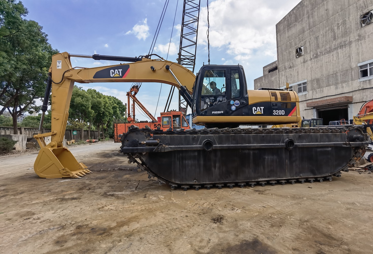 CAT 320DL used amphibious excavator - Excavadora de cadenas: foto 1 CAT 320DL used amphibious excavator - Excavadora de cadenas: foto 1